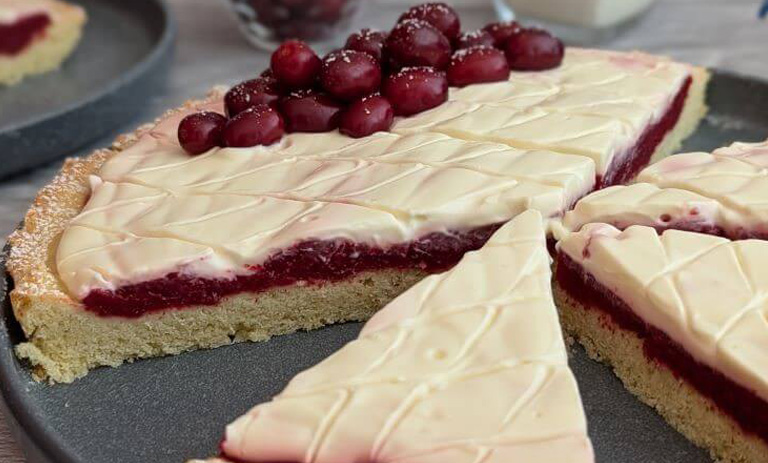 طرز تهیه کیک زغال اخته+ نکات و نکات و فوت‌و‌فن ها