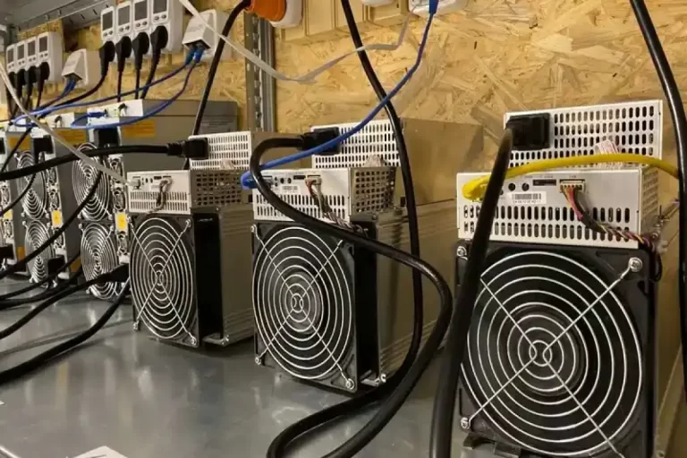 دولت با تعرفه صادراتی به جنگ استخراج غیرمجاز رمزارز می‌رود