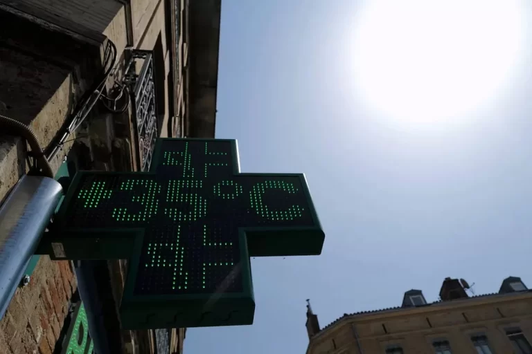 اروپا در شوک اقتصادی؛ خسارت ۱۲۶ میلیارد یورویی از موج گرما، خشکسالی و سیل