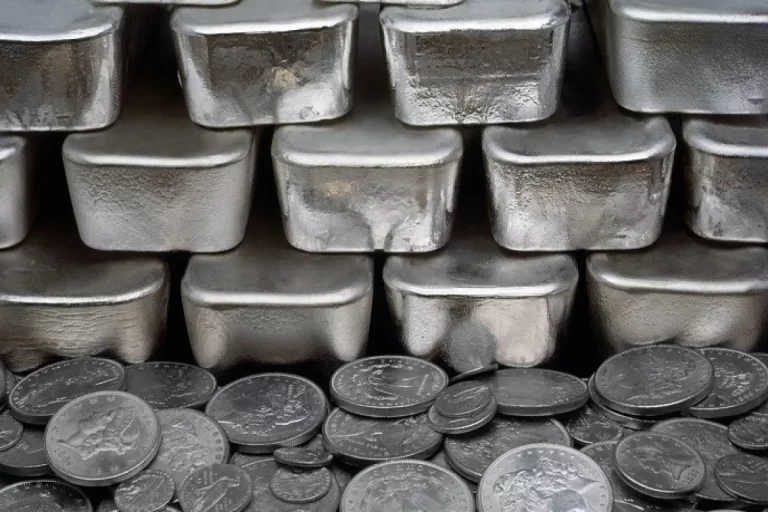 نقره رکورد سال ۲۰۲۵ را شکست