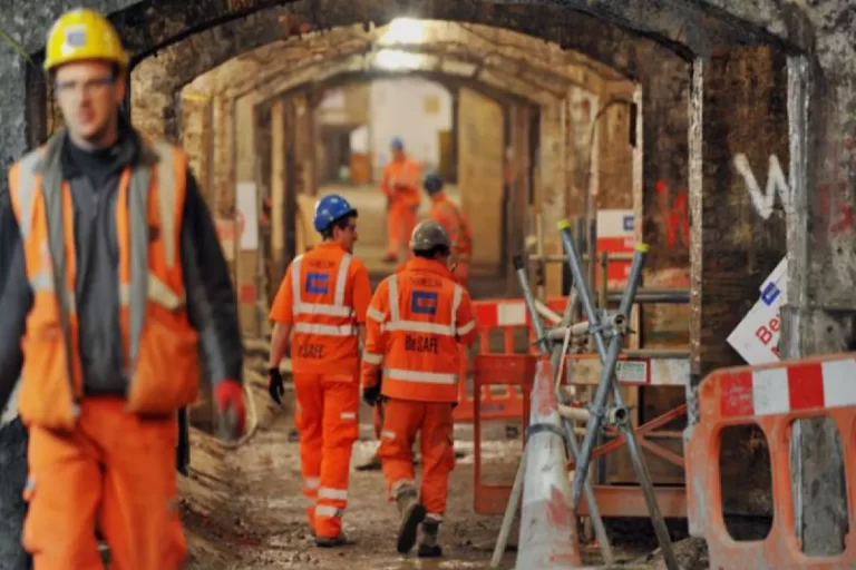 یک راه حل برای تبدیل وضعیت نیروهای شرکتی/ از تصویب‌نامه هیات وزیران استفاده کنید