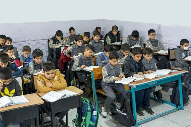 اطلاعیه مهم آموزش‌وپرورش / ساعت شروع مدارس در سال تحصیلی ۱۴۰۴ مشخص شد