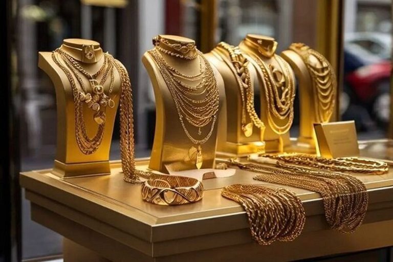 قیمت طلا و سکه امروز دوشنبه ۱۷ شهریور ۱۴۰۴/ طلا در آستانه ۹ میلیونی شدن+ جدول