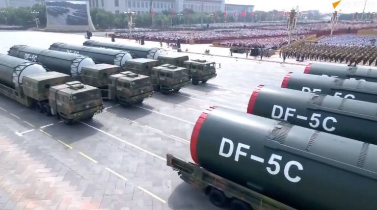 نمایش نظامی چین با حضور پزشکیان و مقامات بین‌المللی + فیلم