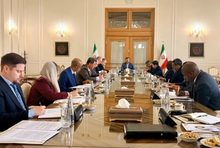 تحریم‌هایی که دارای آثار فراسرزمینی هستند ناقض اصول بنیادین حقوق بین‌الملل‌اند