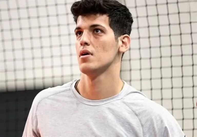 صابر کاظمی لژیونر والیبال ایران به هوش آمد