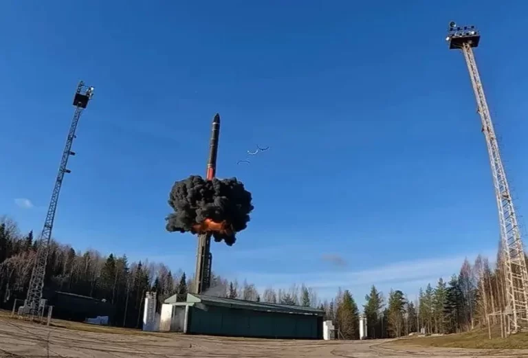 روسیه با نظارت «پوتین»، رزمایش بزرگ هسته‌ای برگزار کرد