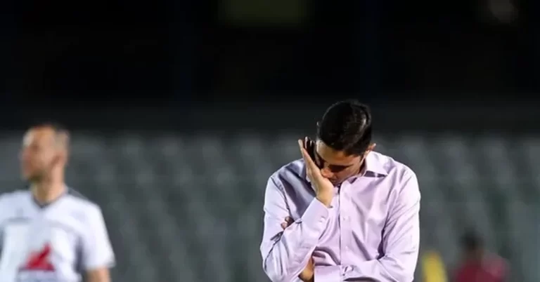 وحید هاشمیان در آستانه برکناری قرار گرفت