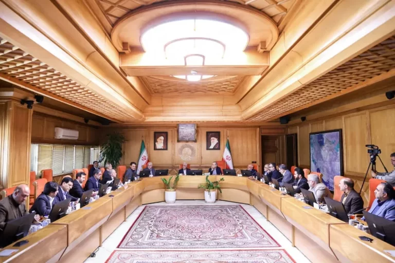 اگر کسی مرتکب خلافی شد، ذره‌ای از حقوقش تضییع نشود