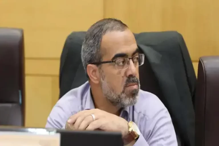 دستیابی به رشد اقتصادی ۸ درصدی شاه کلید حل مشکلات