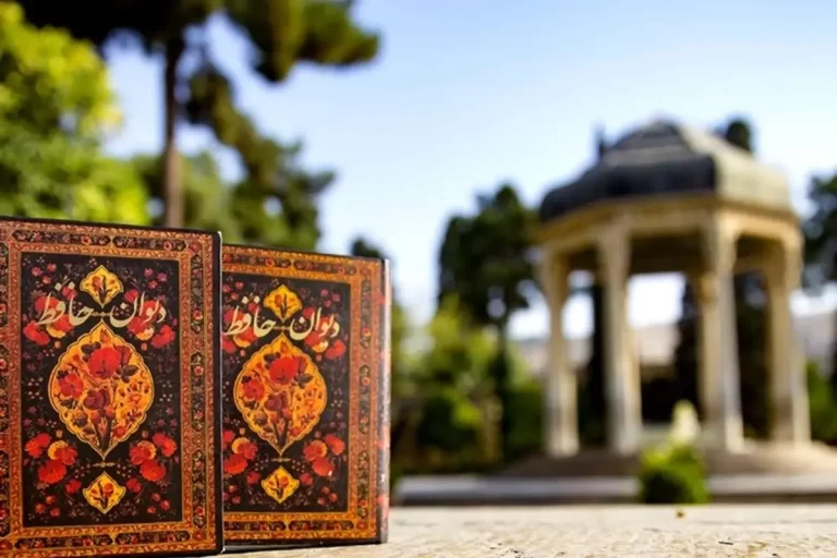 این چنین موسمی عجب باشد