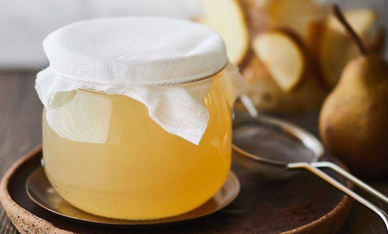 طرز تهیه سرکه گلابی خانگی؛ طعمی خاص برای سس‌ها و غذاها