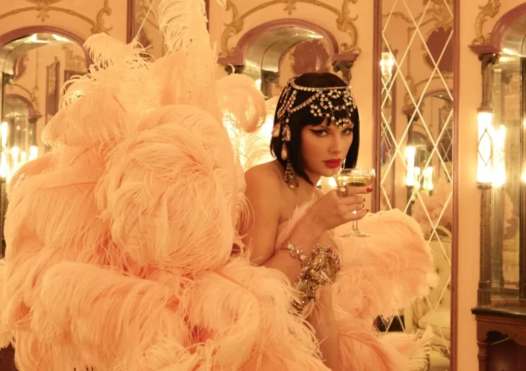 تیلور سوئیفت با آلبوم جدیدش صدر باکس‌آفیس را فتح کرد