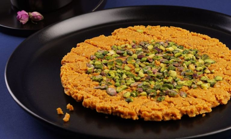 کالری شیرینی سوهان چقدر است؟