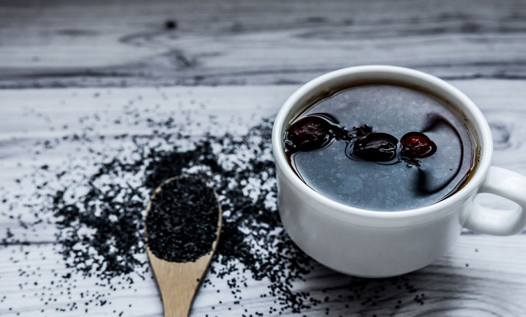 طرز تهیه دمنوش خشخاش+ بهترین زمان مصرف