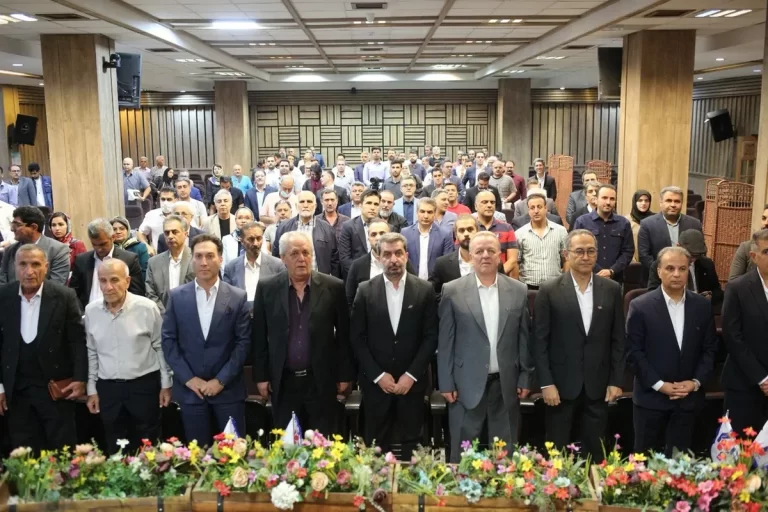 تقدیر از پیشکسوتان و فعالان صنعت شیمی کشور