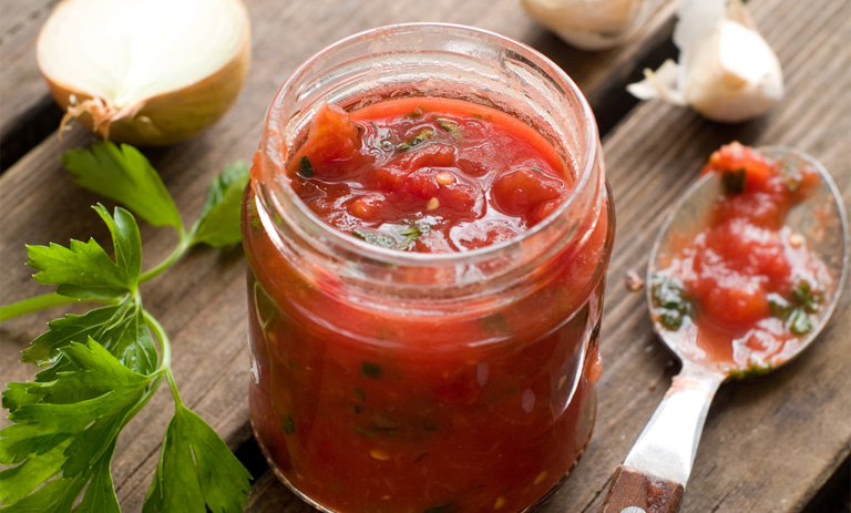 طرز تهیه «ترشی گوجه فرنگی فوری» در کمتر از 30 دقیقه