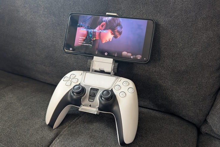 چگونه بازی‌ های پلی استیشن را روی گوشی اجرا کنیم؟