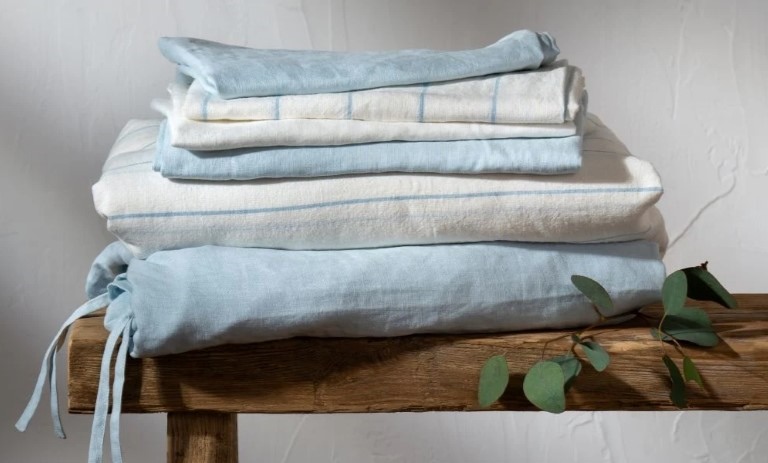 چگونه روتختی کهنه را نو کنیم؟ ۱۰ ترفند ساده برای تغییر ظاهر روتختی