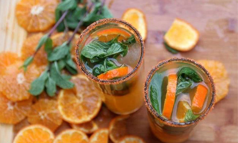 نوشیدنی موهیتو نارنگی؛ انتخاب خاص و متفاوت برای مهمانی‌ها
