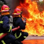 آتش سوزی سینمای قدیمی در لالهزار تهران مهار شد