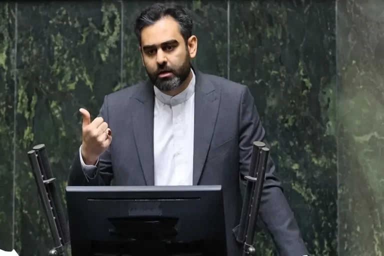 خسارت‌های بانک آینده باید از اموال علی انصاری پرداخت شود