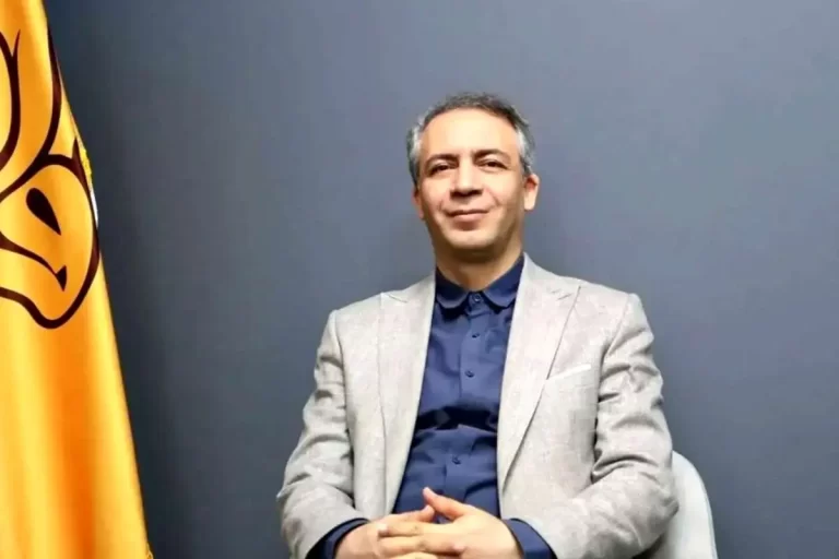 دولت باید متغیرانه ریل حکمرانی اقتصادی را تغییر دهد