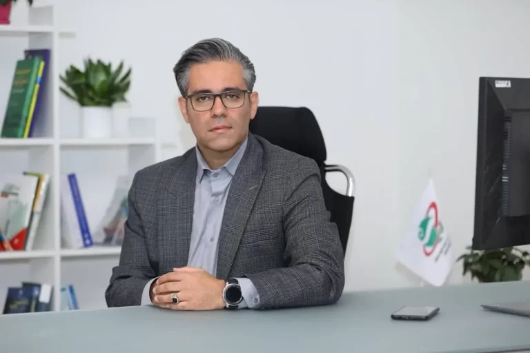 آغاز رسمی فرآیند تمدید اعتبار گواهی‌نامه‌های حرفه‌ای بازار سرمایه از تاریخ 10 آبان ماه 1404