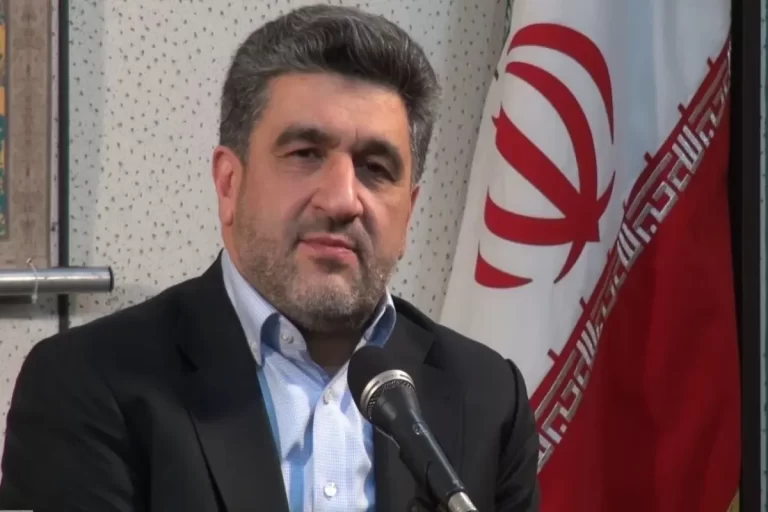 آماده عرضه خودرو در بورس هستیم