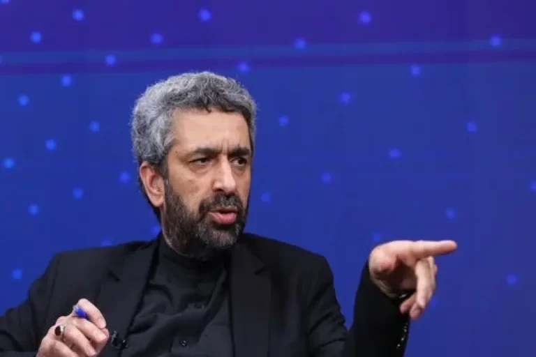 پزشکیان پیگیر رفع فیلترینگ است