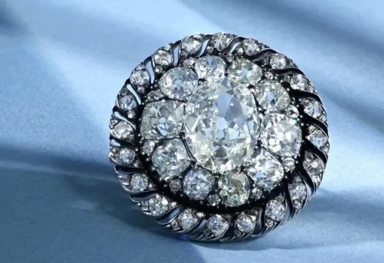 حراج جواهر آلات «ناپلئون»