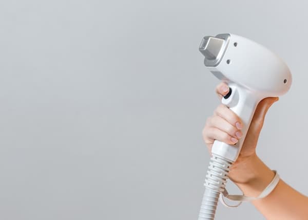 تفاوت عملکرد لیزر موهای زائد در تابستان و زمستان را بدانید!