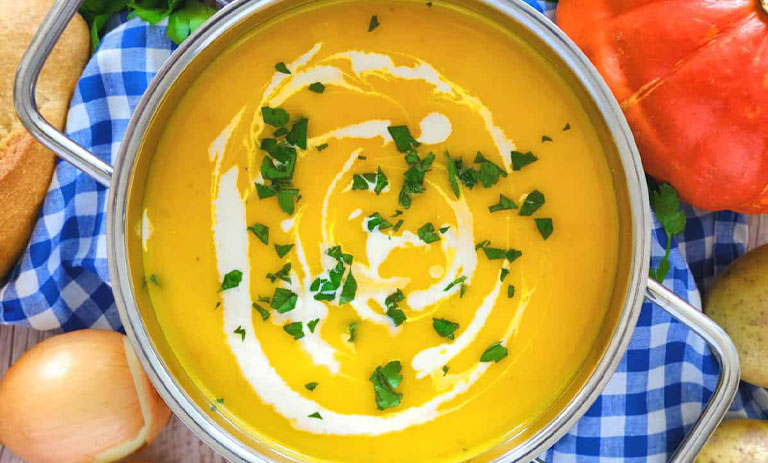 طرز تهیه سوپ کدو حلوایی به سبک آلمانی؛ خوشمزه و اصیل