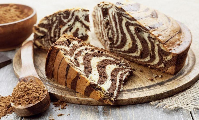 کیک دو رنگ وانیلی شکلاتی؛ کیک عصرانه موج دار