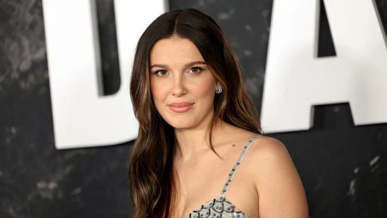 پاسخ تند میلی بابی براون ستاره Stranger Things به یک عکاس خبرساز شد