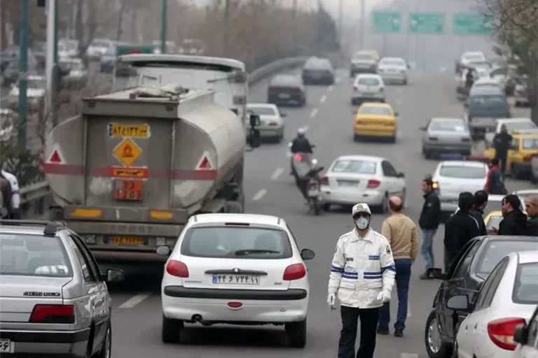 18 تشکل دانشجویی از نرخ سوم بنزین حمایت کردند