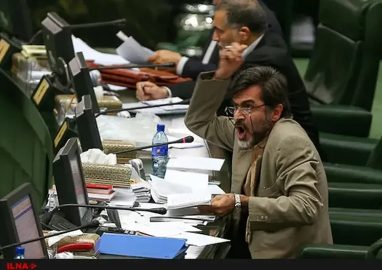 کوچک‌زاده دوباره در صحن مجلس جنجال آفرید