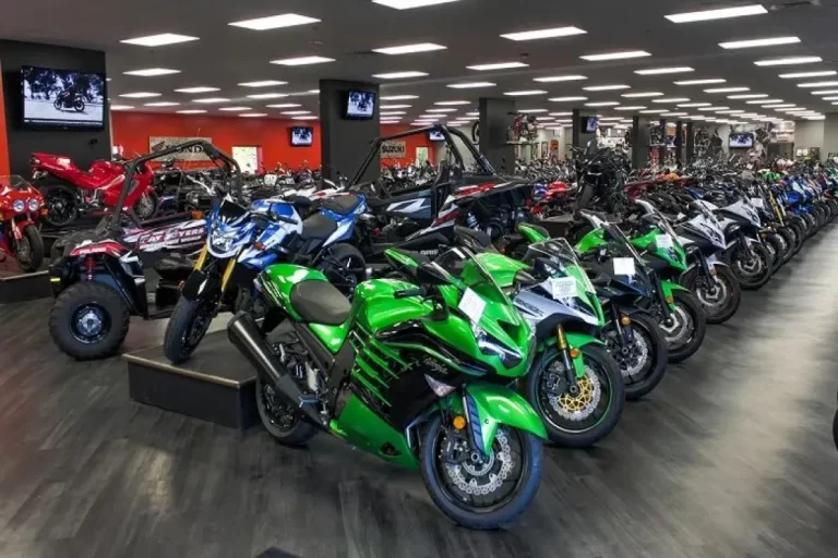 دوره گارانتی خودرو و موتورسیکلت 3 سال تعیین شد