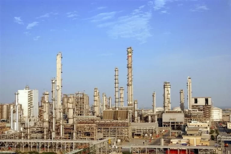 افزایش نرخ خوراک گاز صنایع و پتروشیمی ها