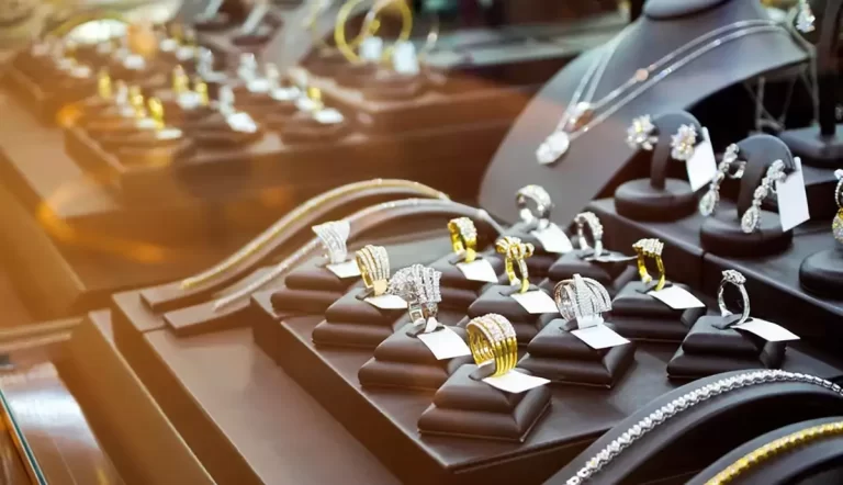 قیمت طلا و سکه ١۶ آبان ١۴٠۴