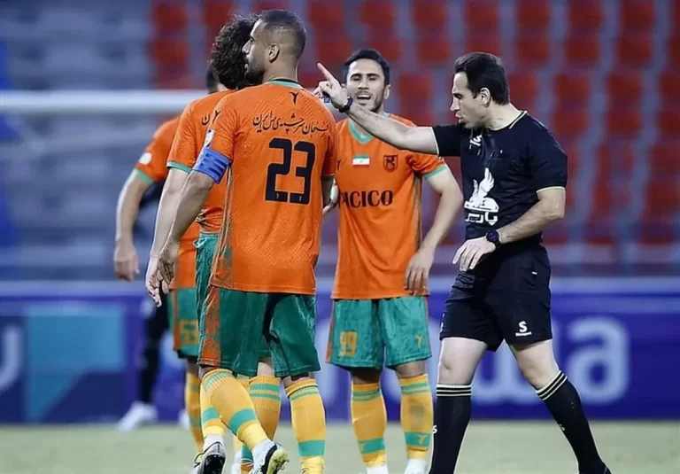 اسامی داوران 7 دیدار از هفته چهاردهم لیگ برتر