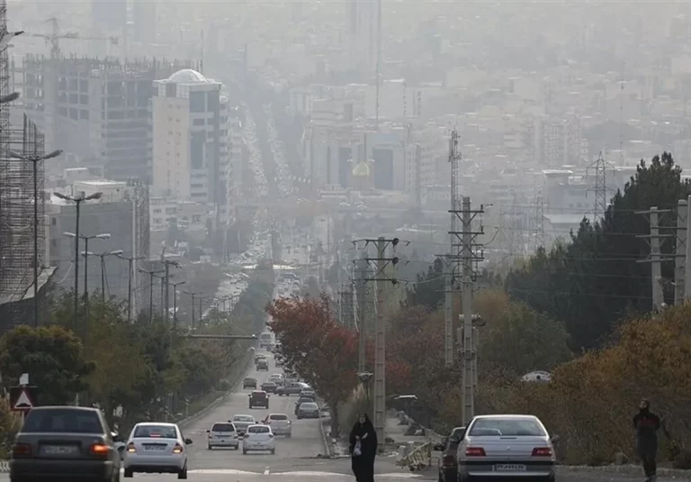 تنفس هوای ناسالم برای گروه‌های حساس در تهران