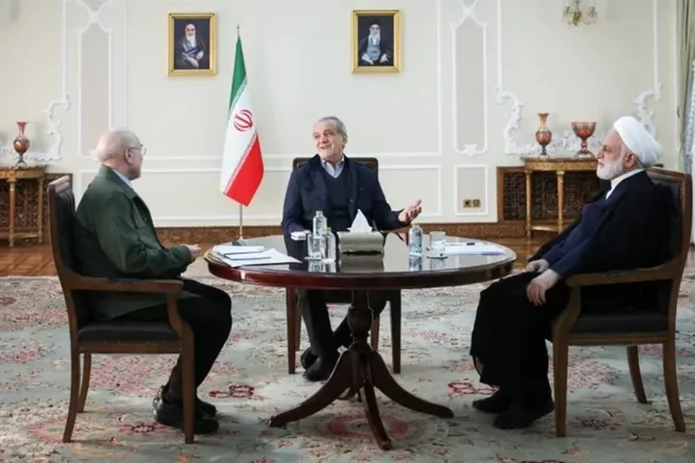 نشست مشترک سران قوا به میزبانی پزشکیان برگزار شد