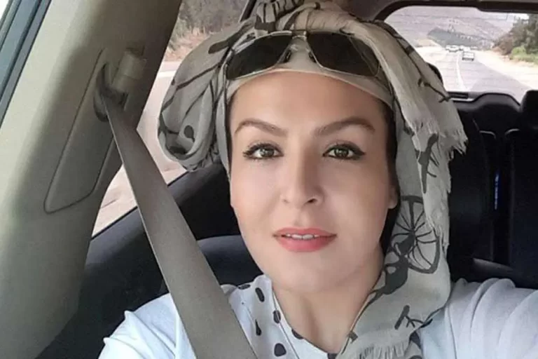 آزیتا ترکاشوند عزادار شد