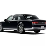 تویوتا سنچوری لوکس با قیمت نجومی بازگشت