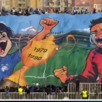 کری‌خوانی استقلالی‌ها با طرح بنر پرسپولیسی گریان!