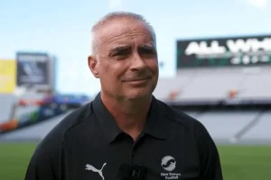 مردم بازیکنان ایران را نمی‌شناسند