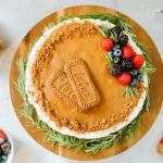 دسر بیسکوییت و انار با کرم لوتوس؛ ویژه شب چله