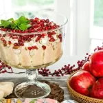 طرز تهیه ترایفل انار؛ دسر شیک و مجلسی برای شب یلدا