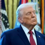 ترامپ درهای آمریکا را تنگ‌تر کرد/ محدودیت‌ها دو برابر شد